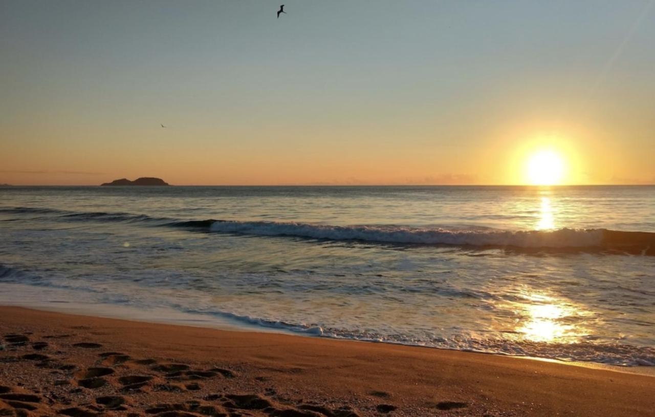 Penareia Floripa Beach Hotel フロリアノポリス エクステリア 写真